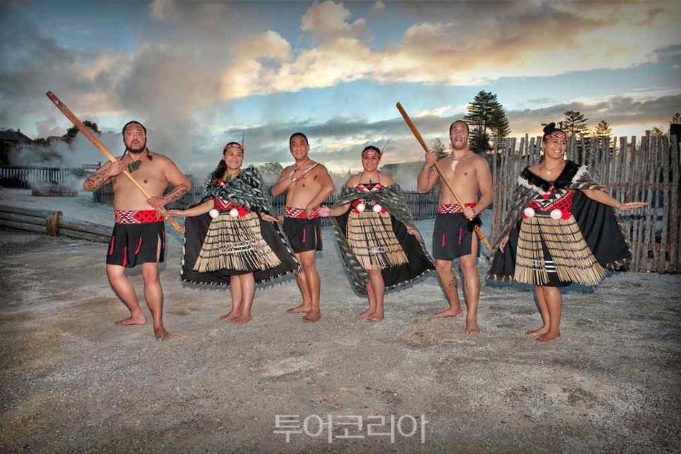 로토루아 마오리 문화공연  ⓒWhakarewarewa Living Maori Village