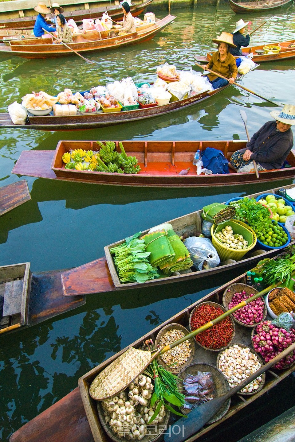 ‘싸뭇쏭크람(Samut Songkhram) 암파와 수상시장(Amphawa Floating Market)