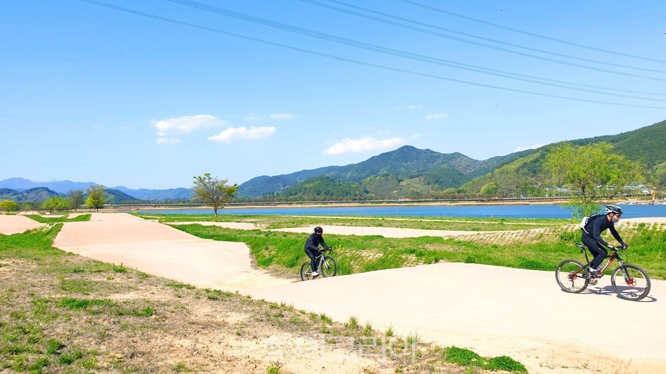 전남 광양 ‘섬진강 종주 자전거길’